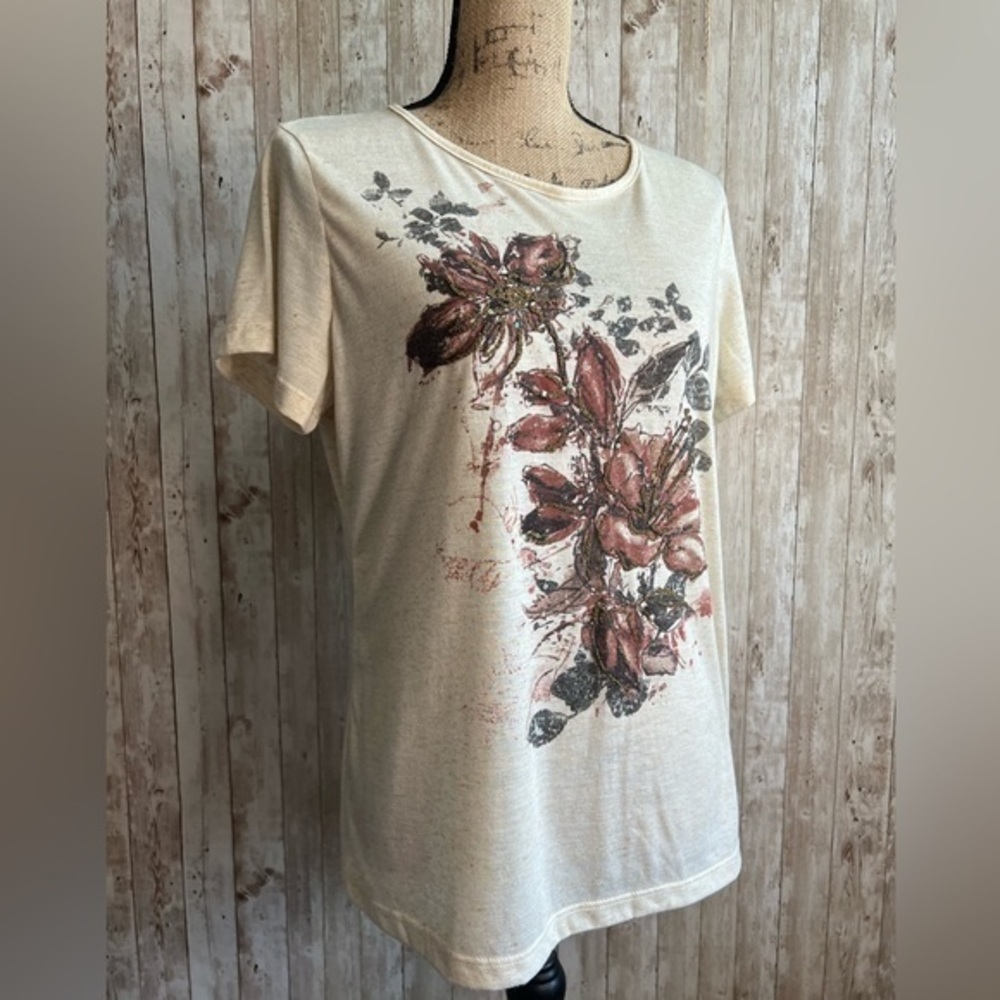 🐺Christopher & Banks Cream Shirt with Floral Design